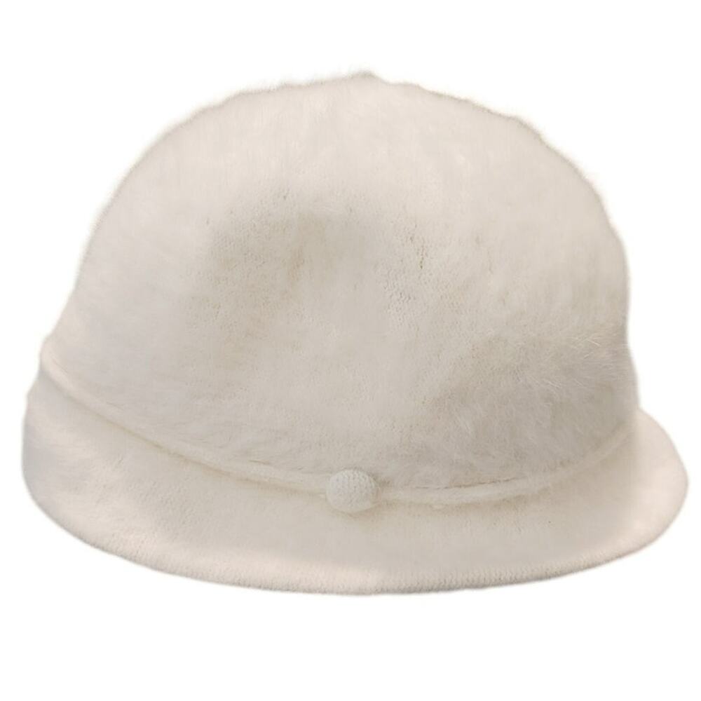 Vintage Betmar New Yorker Fashion Cloche White Winter Hat Angora Nylon Blend